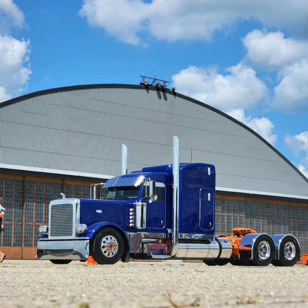 kaufman transportation fleet image